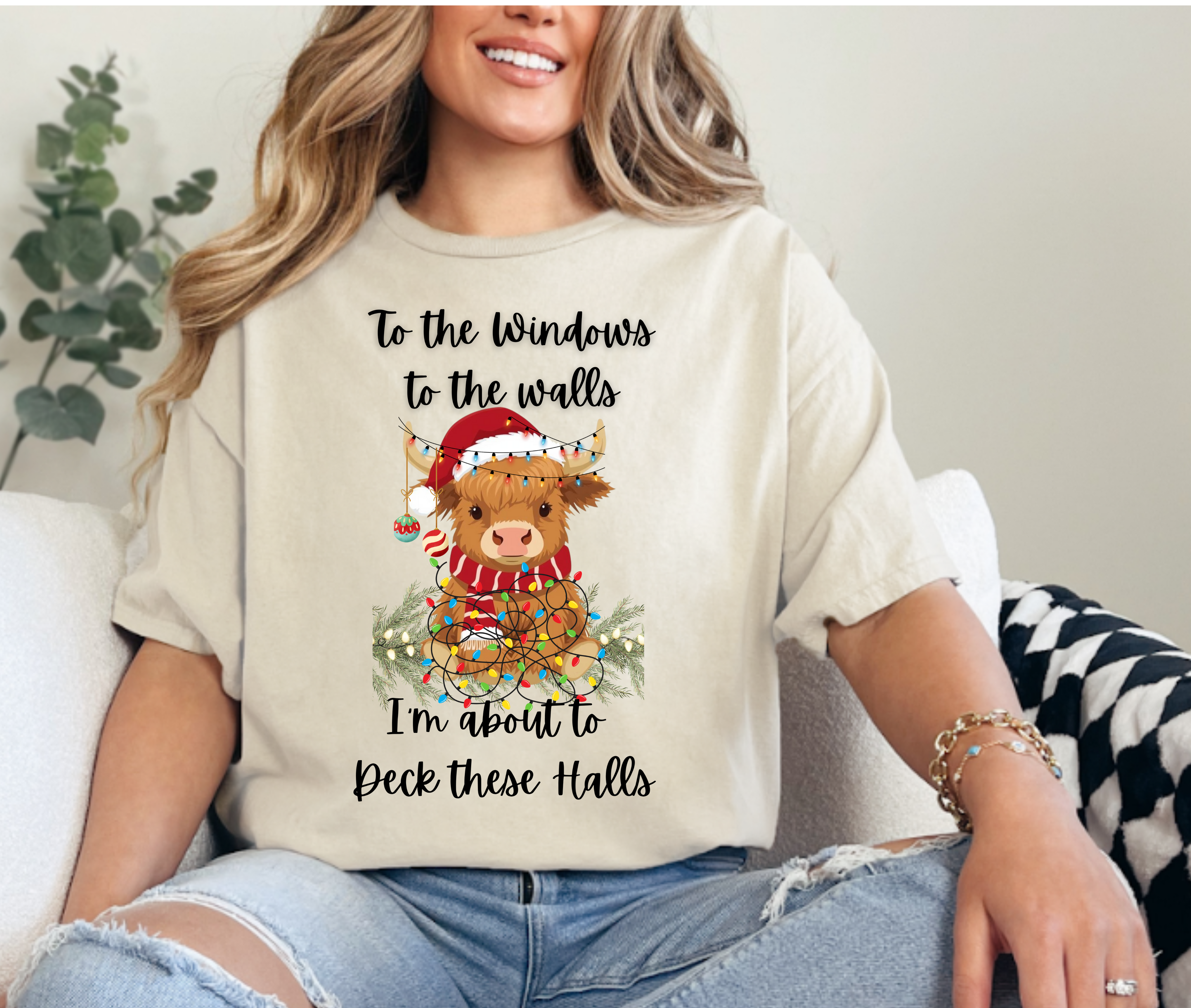 Christmas Highland Cow "To the window to the walls